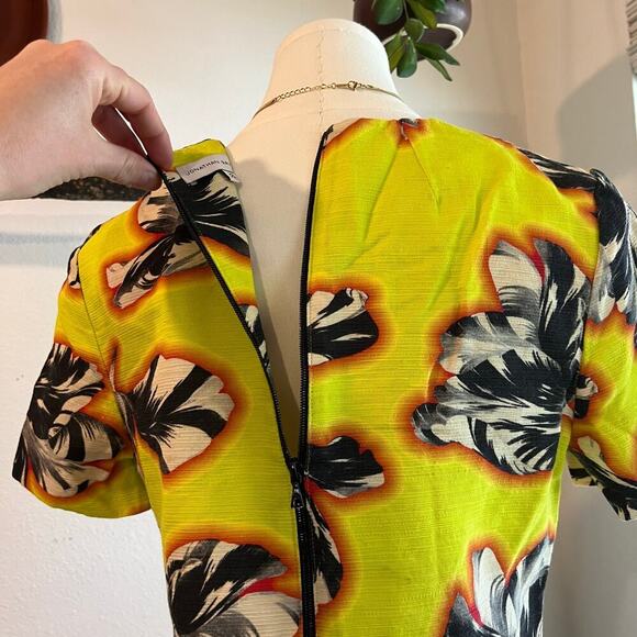 Jonathan Saunders 2014 Yellow Tulip Cropped Short Sleeve Zipper Back Top Size 6 - Picture 4 of 11